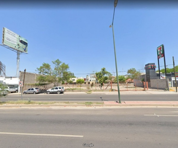 SE VENDE TERRENO EN COL. LOMA LINDA