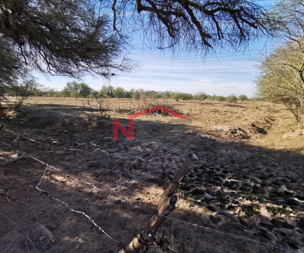 SE VENDE TERRENO SOBRE CARRETERA 26 A UNOS METROS DEL PARQUE INDUSTRIAL Y BLVD QUIROGA