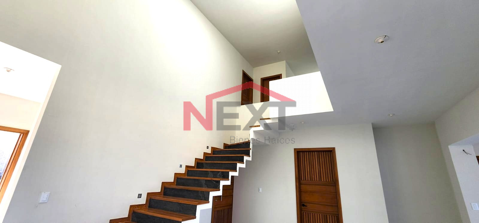listing-detail