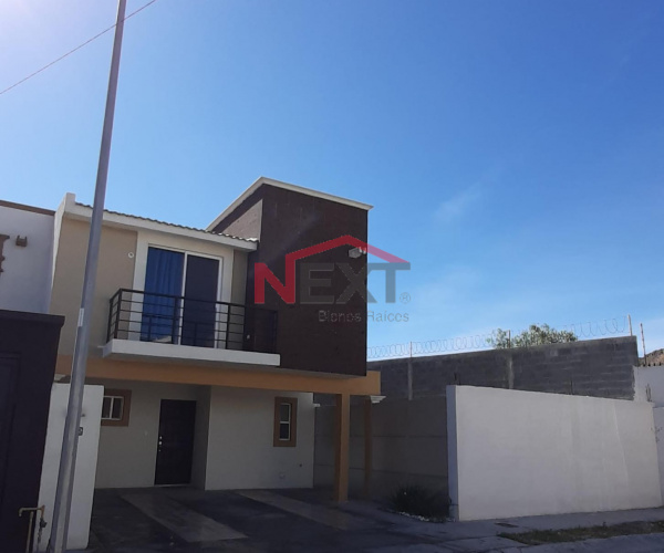 Se Renta Casa Semiamueblada en Altaria Residencial