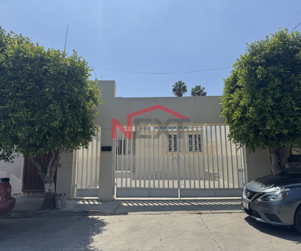 Casa en Renta en Lomas de La Presa